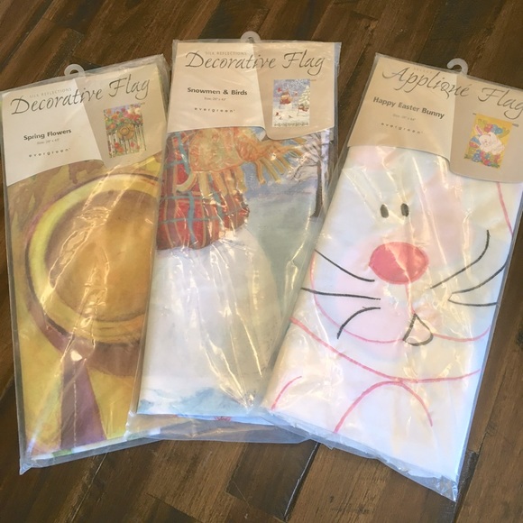 Garden flags - Picture 1 of 6